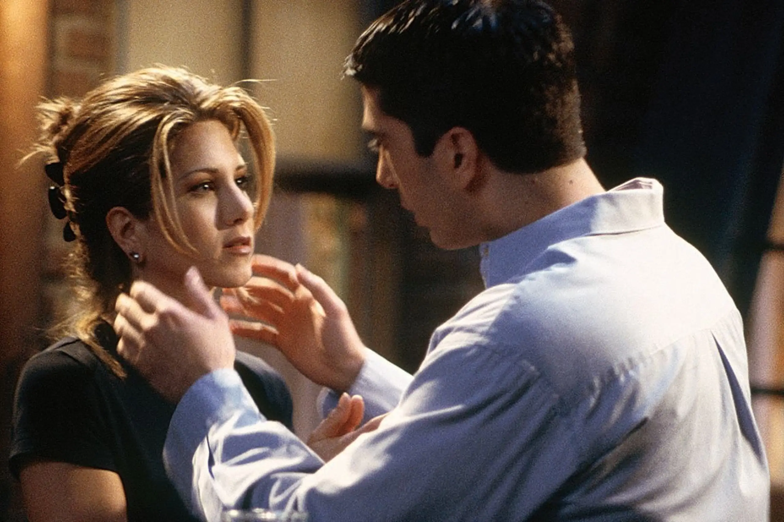 Are Jennifer Aniston and David Schwimmer dating (Credit: HBO)